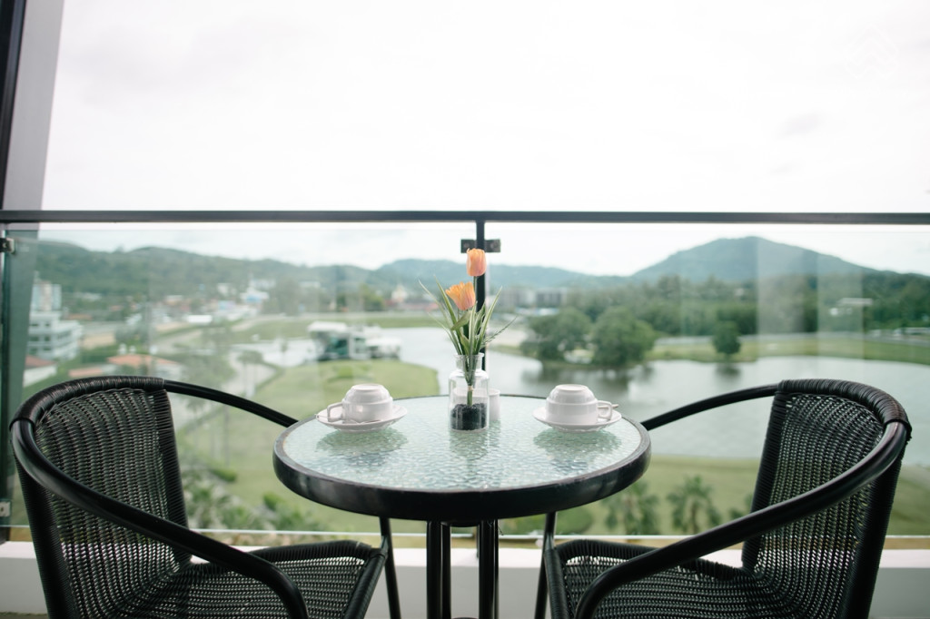 Royal-Lee-The-Terminal-PhuketReview_2 Bedroom-8