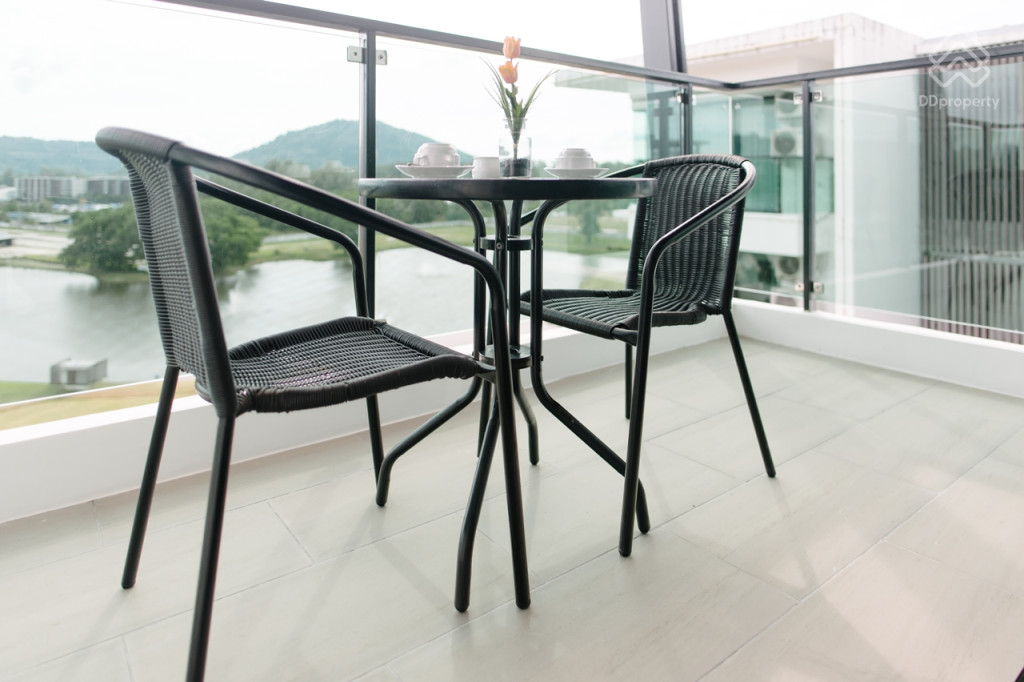 Royal-Lee-The-Terminal-PhuketReview_2 Bedroom-9