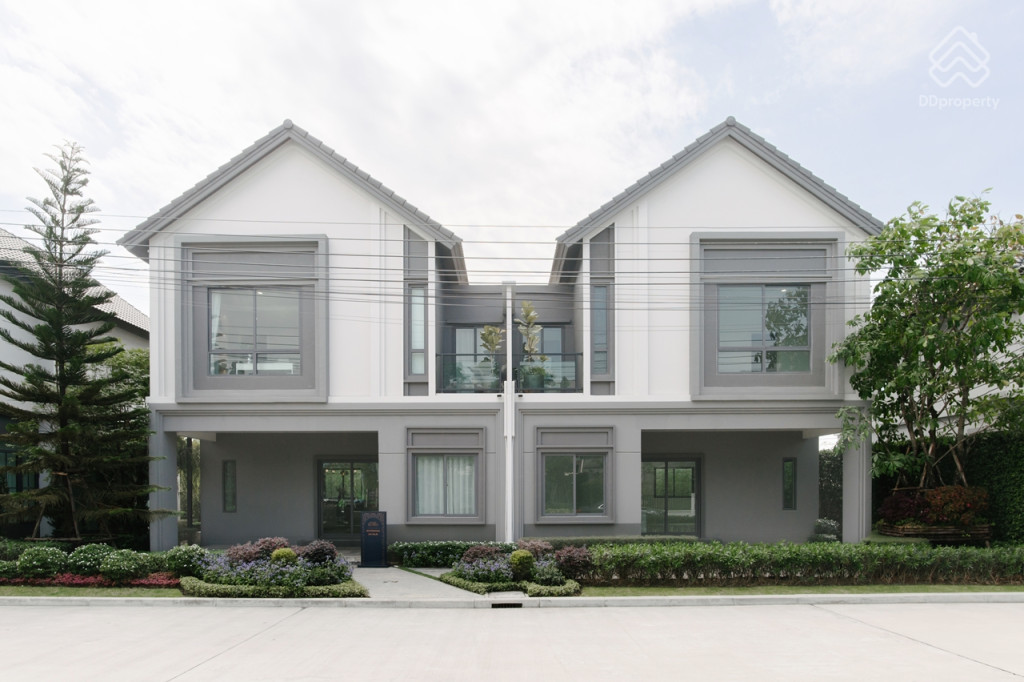 Grand-Britania-Bangna-Suvarnabhumi-Review_1