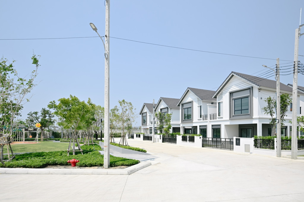 Britania-Praksa-Station-B