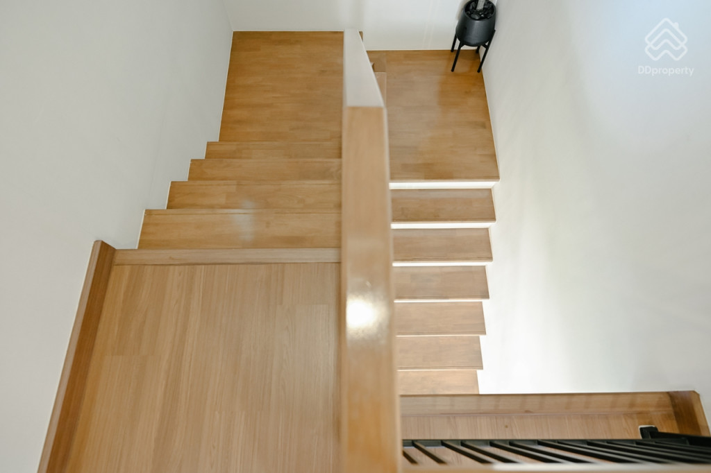 Britania-Praksa-Station-Review_Brightling-20