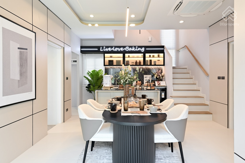 CHERENE-Krungthepkreetha-Romklao-Review_Welation-11