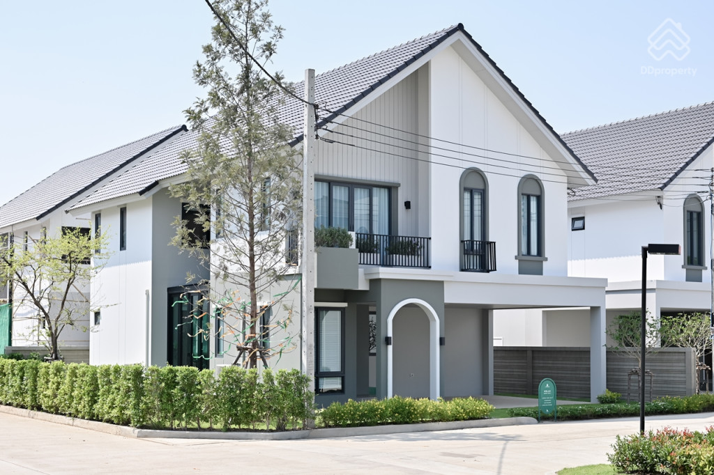 CHERENE-Krungthepkreetha-Romklao-Review_Welax-1