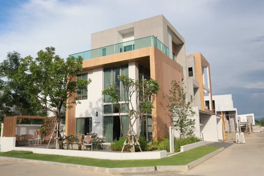 Malada-Grand-Coulee-Double Pool_1