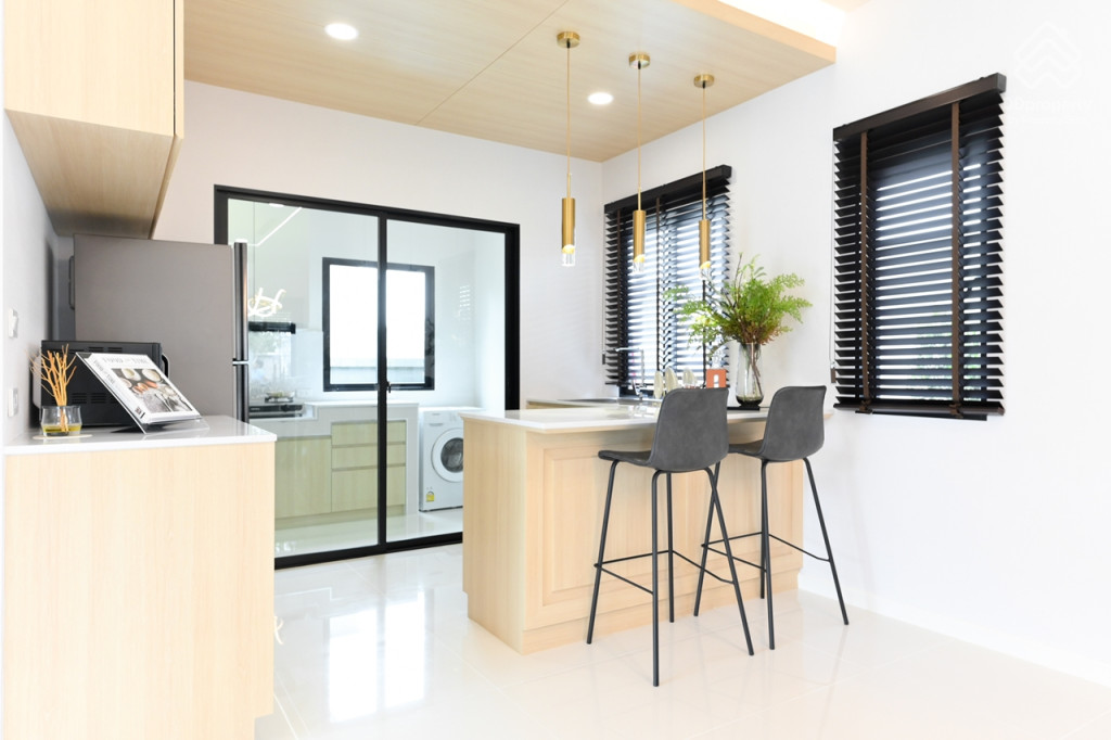 Britania-Thepharak-Srinakarin-Islington_20