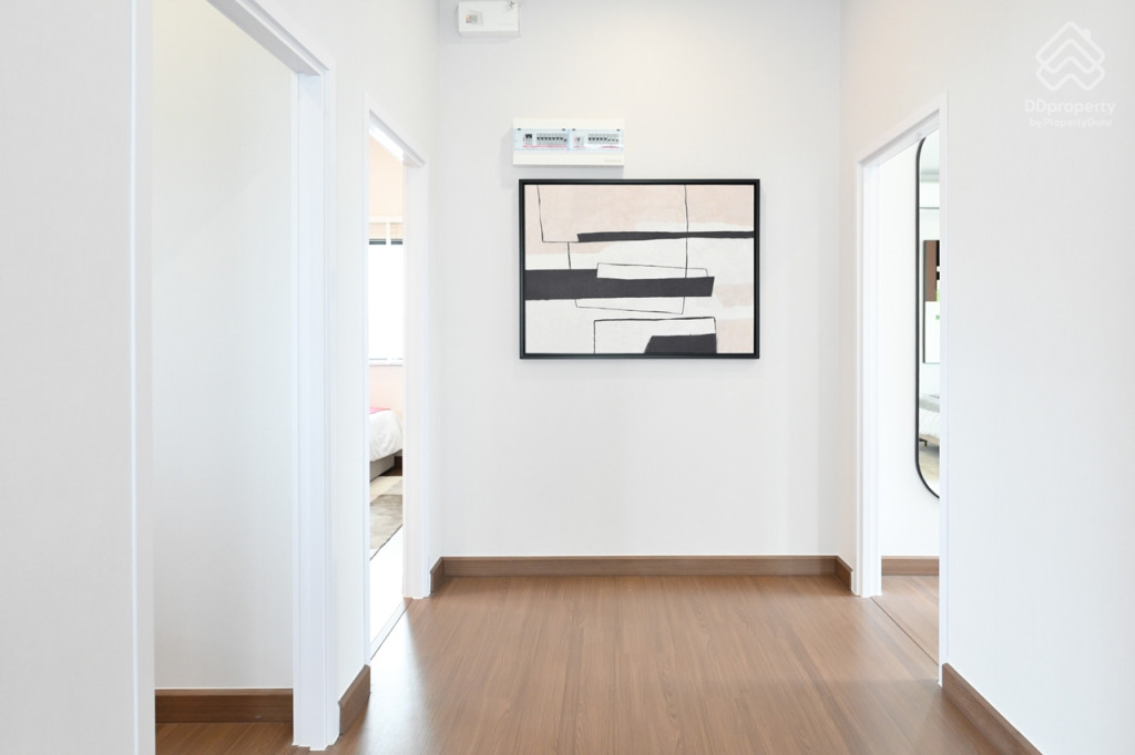 Britania-Thepharak-Srinakarin-Islington_24