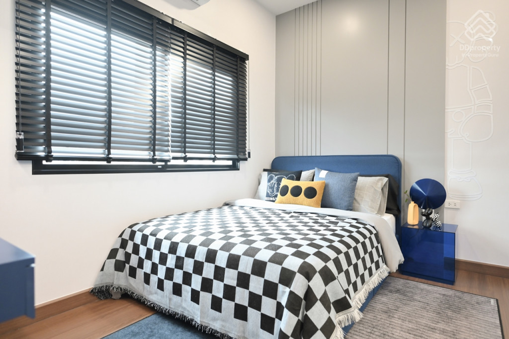 Britania-Thepharak-Srinakarin-Islington_26