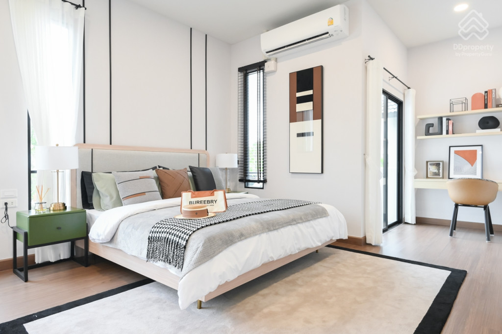 Britania-Thepharak-Srinakarin-Islington_32