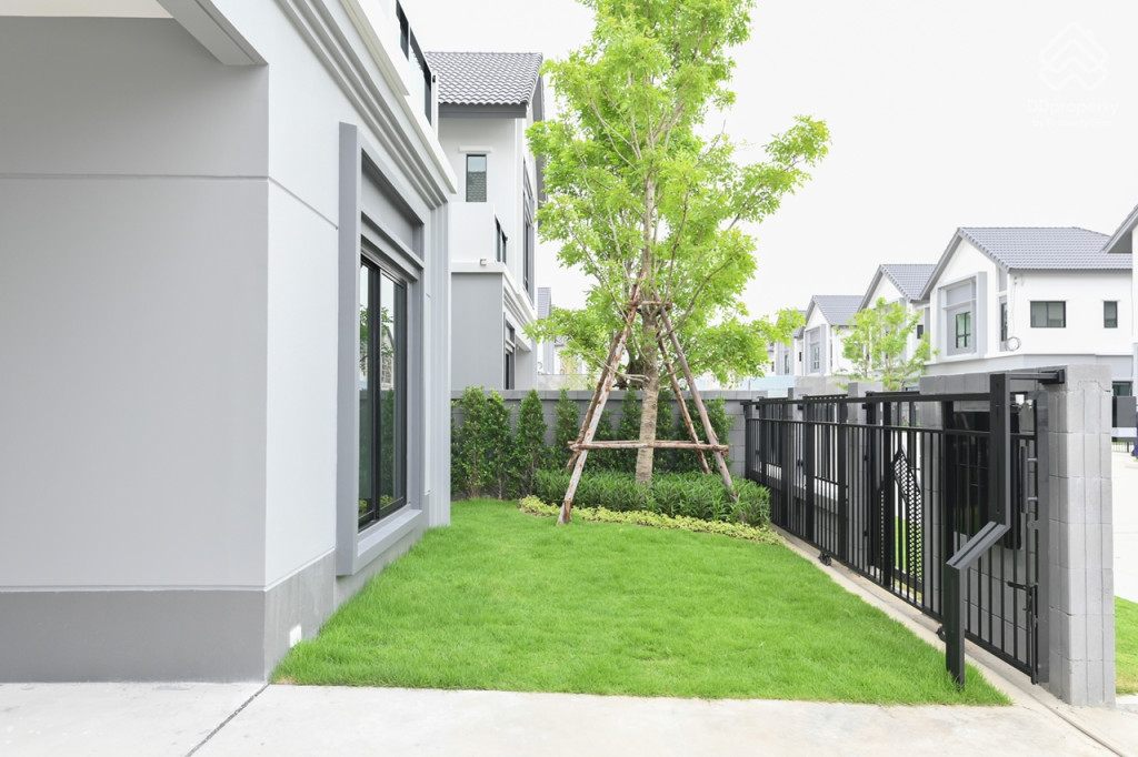 Britania-Thepharak-Srinakarin-Islington_4