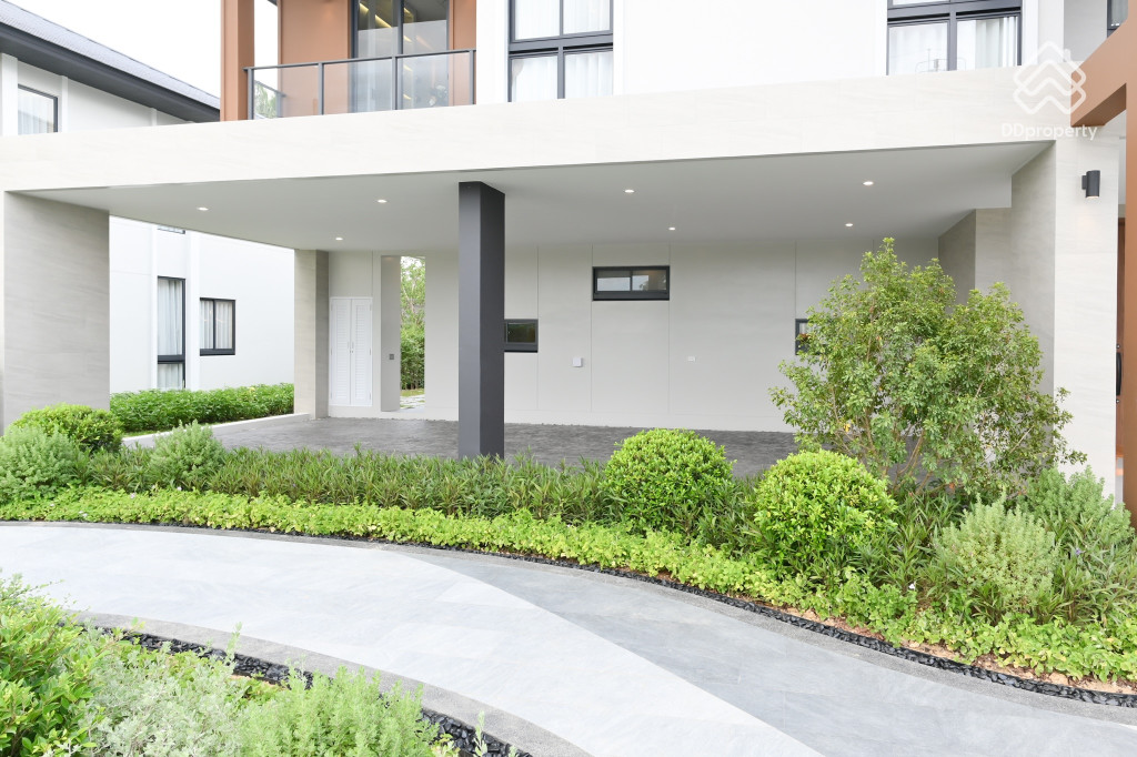 The-Pavilion-Pinklao-Sai-4-Review_2