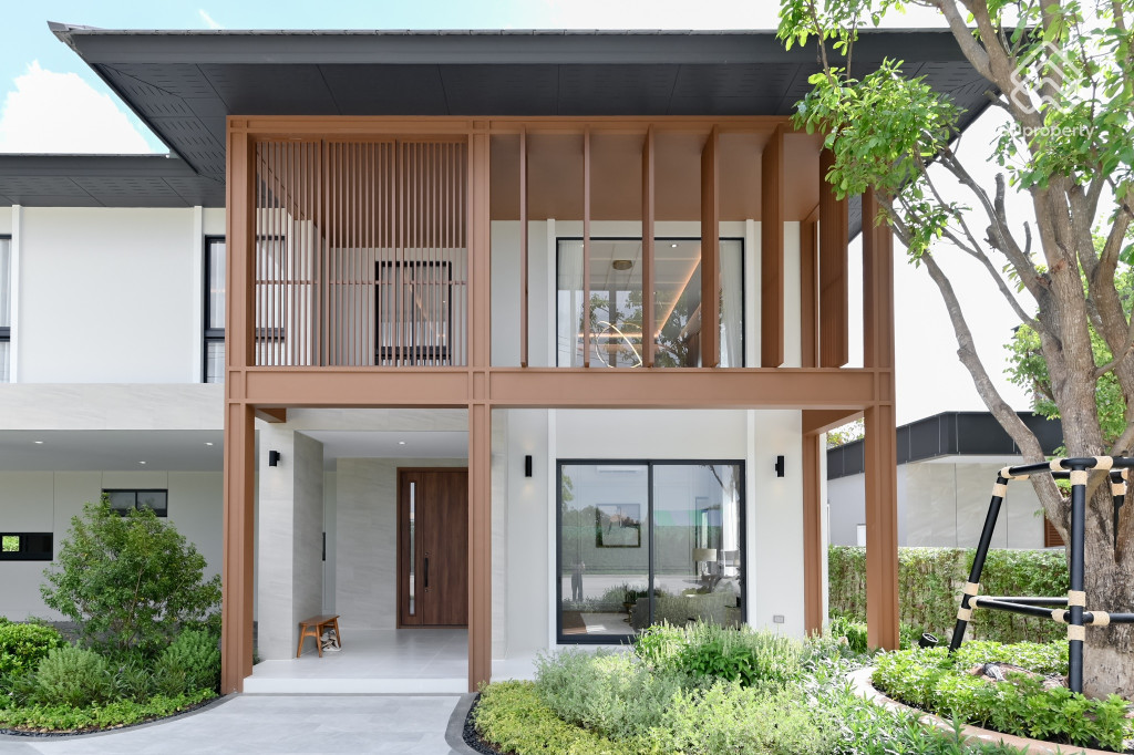 The-Pavilion-Pinklao-Sai-4-Review_3