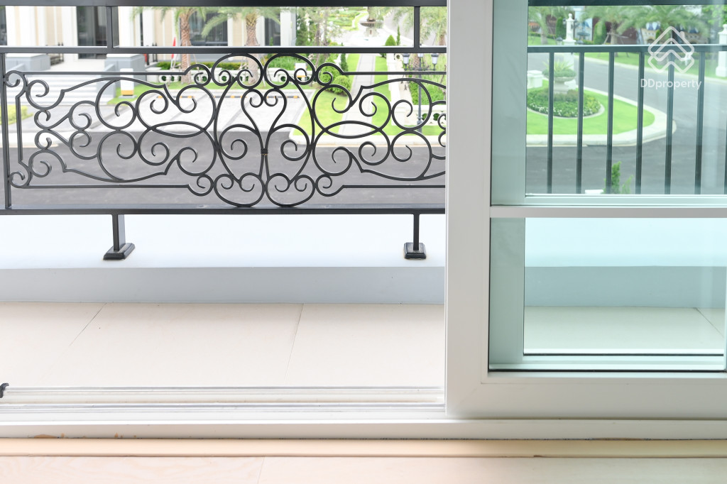 The-Grand-Pinklao-Kanchana-DDproperty-Versailles_47