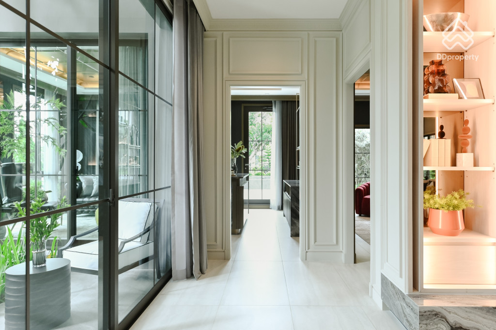 Grand-Bangkok- Boulevard-Na-Uthayan-Ethereal_18