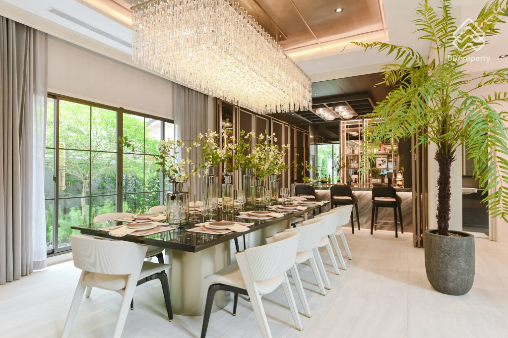 Grand-Bangkok- Boulevard-Na-Uthayan-Ethereal_26