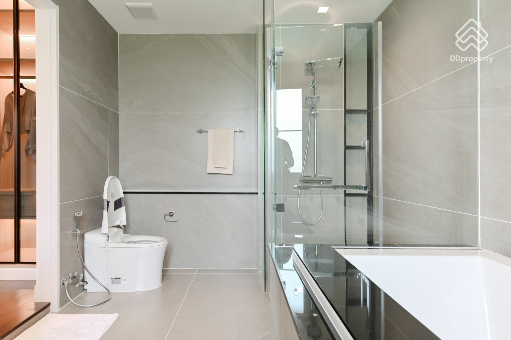 Grand-Bangkok- Boulevard-Na-Uthayan-Ethereal_54