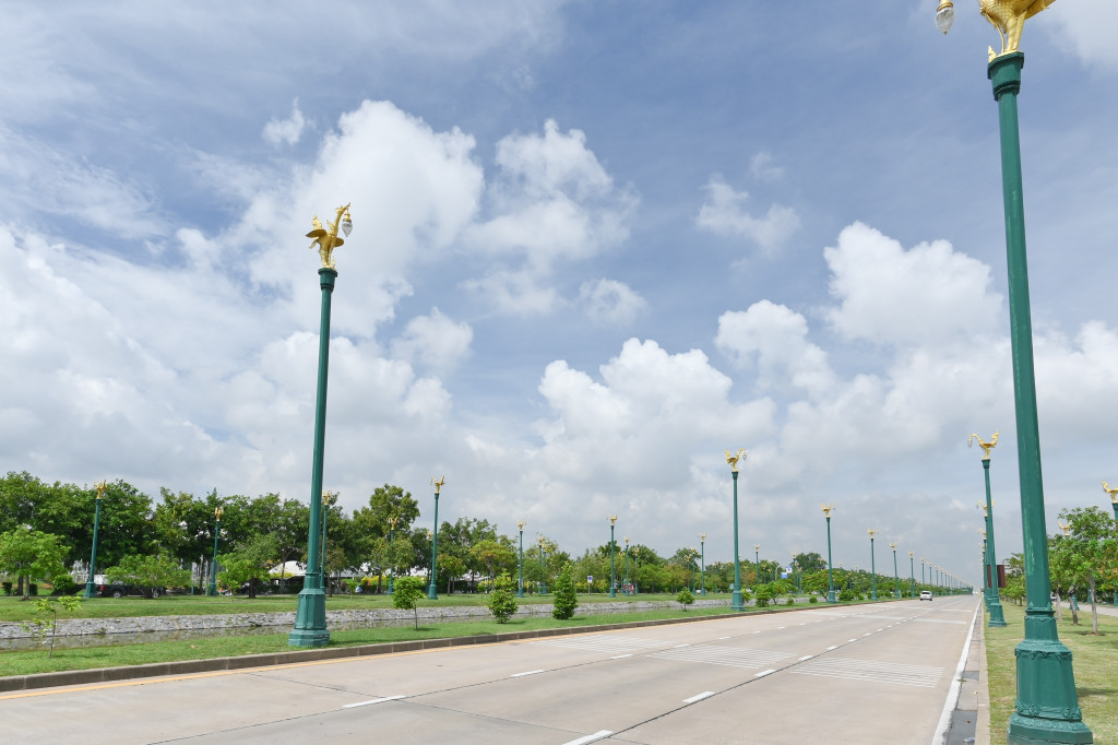 Grand-Bangkok- Boulevard-Na-Uthayan-Location