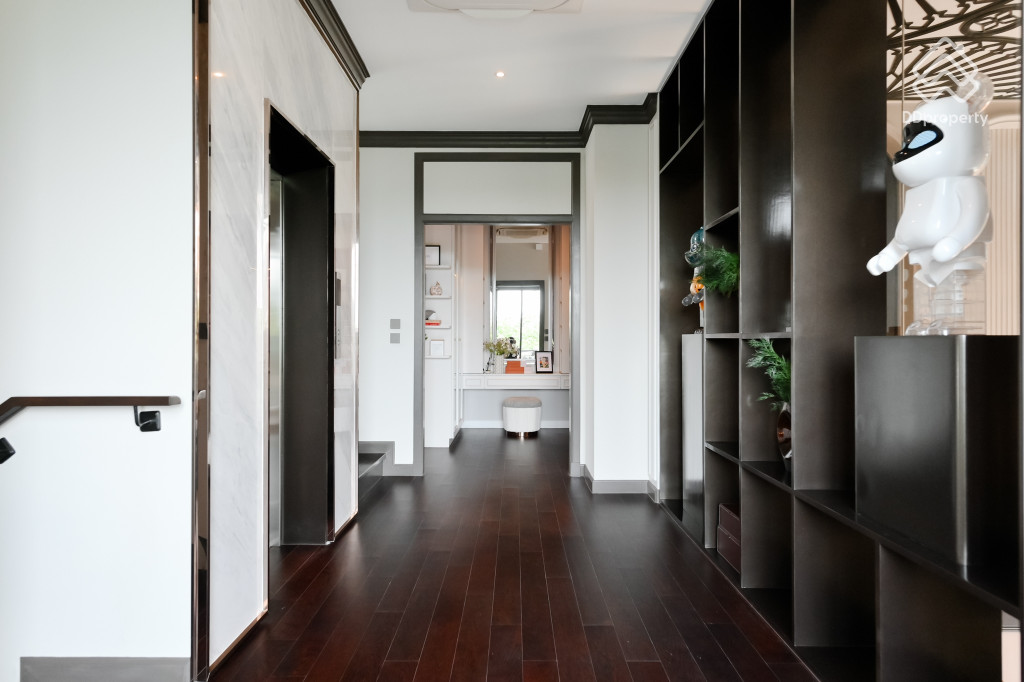 Grand-Bangkok-Boulevard-Pinklao-Borom-Aldhelm_30