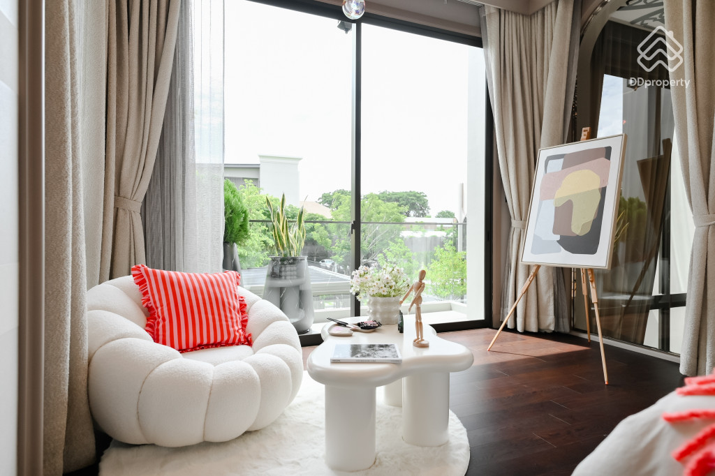 Grand-Bangkok-Boulevard-Pinklao-Borom-Aldhelm_34