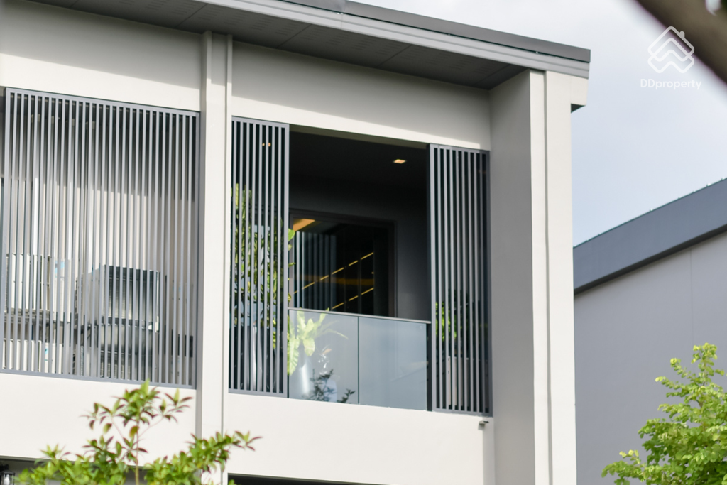 Grand-Bangkok-Boulevard-Pinklao-Borom-Aldhelm_47