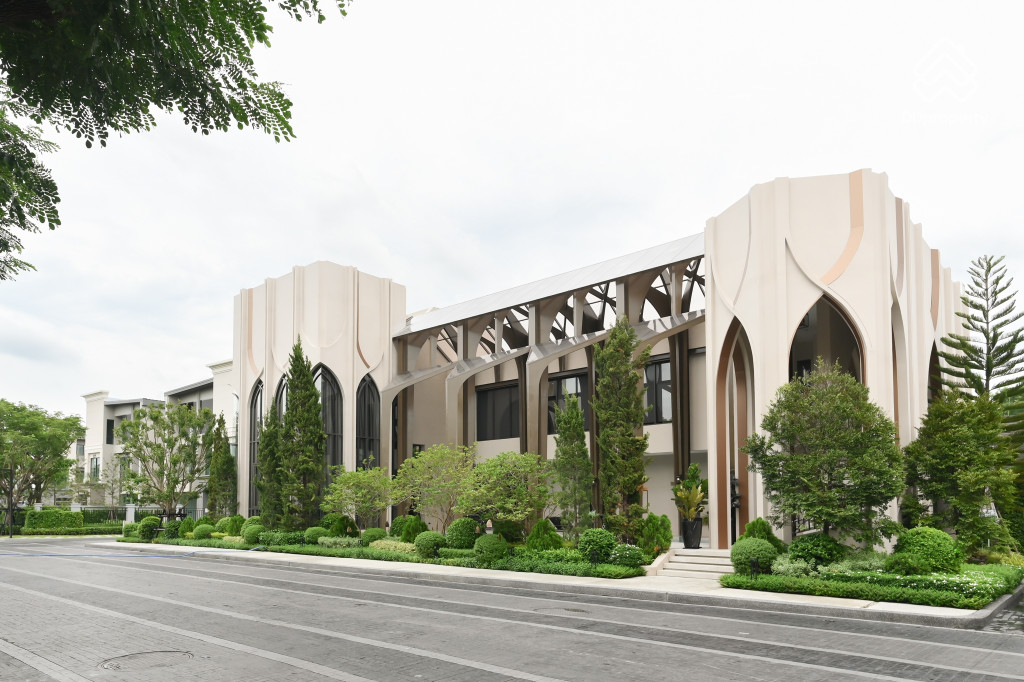 Grand-Bangkok-Boulevard-Pinklao-Borom-Facilities_1