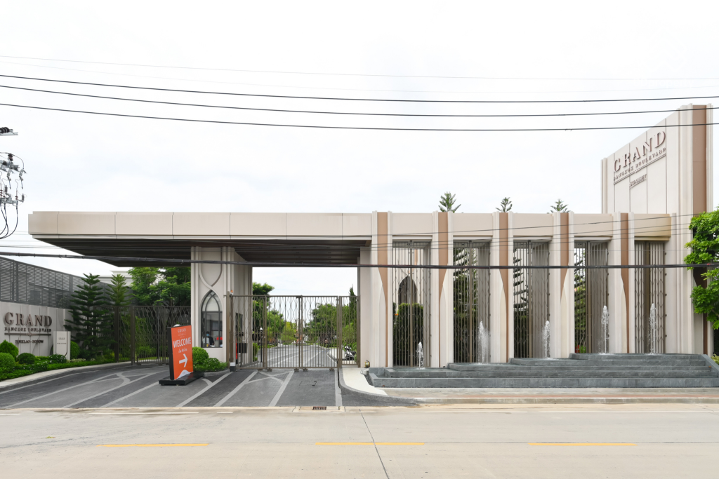 Grand-Bangkok-Boulevard-Pinklao-Borom-ROUTE-06