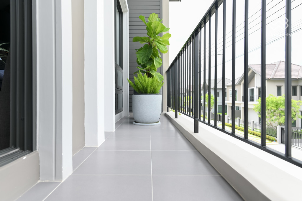 Venue-Portrait-Westgate-SILHOUETTE_23