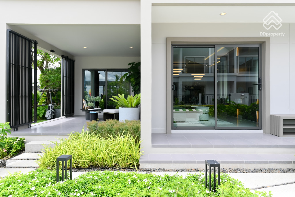 Venue-Portrait-Westgate-SILHOUETTE_3