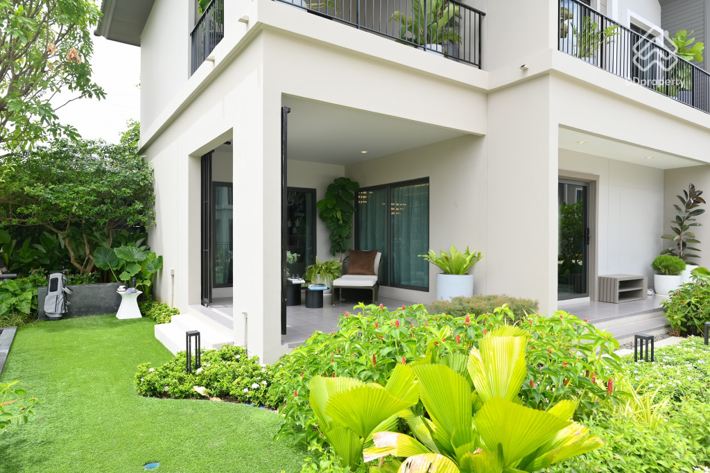 Venue-Portrait-Westgate-SILHOUETTE_4