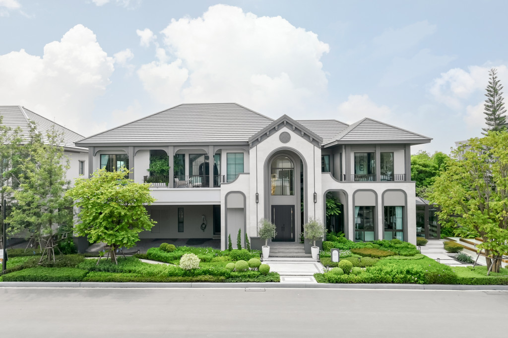 Paid-Review-Oct-Grand-Bangkok-Boulevard-Bangna-km-15-B