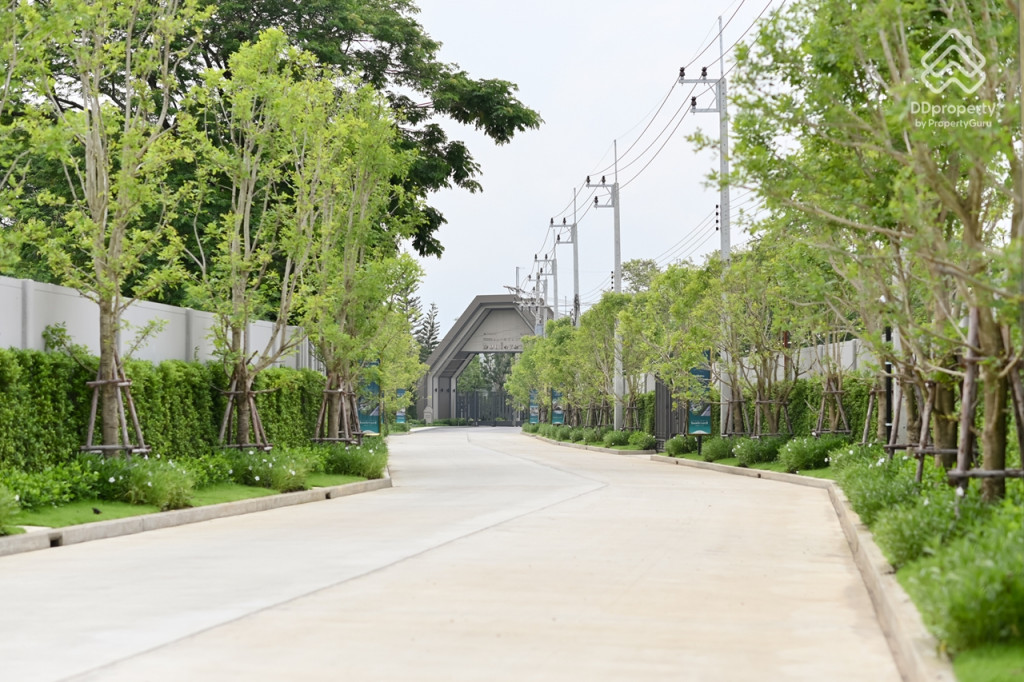 Bangkok-Boulevard-Borom-Sai-4-ROUTE-06