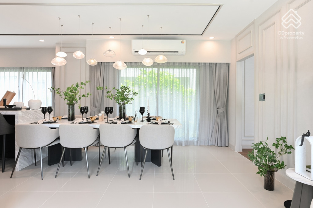 Venue-Portrait-Donmueang-Chaengwatthana-Review Ursa Minor_11