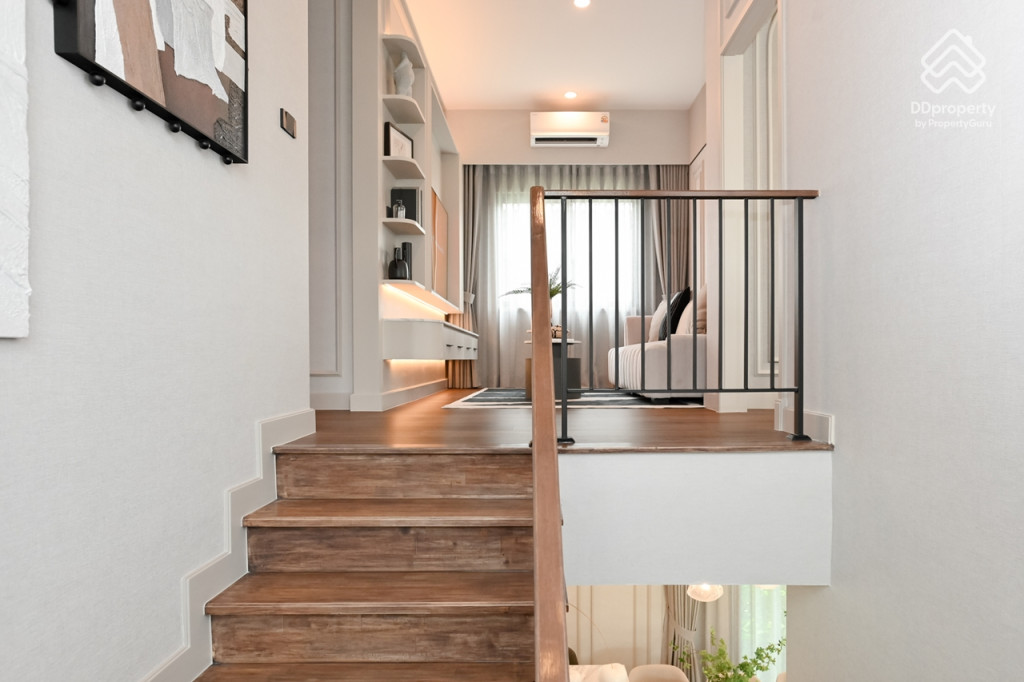 Venue-Portrait-Donmueang-Chaengwatthana-Review Ursa Minor_24