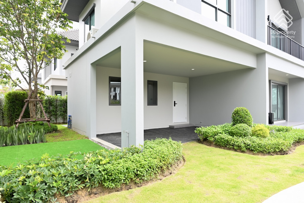 Venue-Portrait-Donmueang-Chaengwatthana-Review Ursa Minor_6