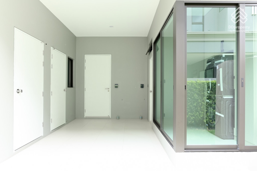 Grand-Bangkok-Boulevard-Petchkasem-Kanchana-SCHUBERT_24