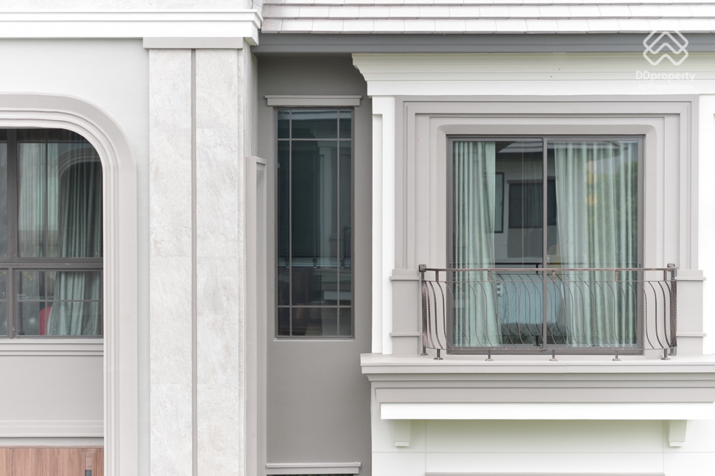 Grand-Bangkok-Boulevard-Petchkasem-Kanchana-SCHUBERT_36