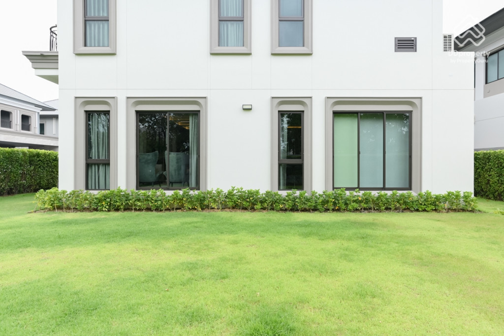 Grand-Bangkok-Boulevard-Petchkasem-Kanchana-SCHUBERT_6