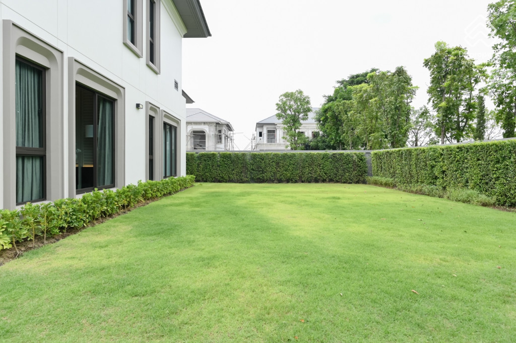 Grand-Bangkok-Boulevard-Petchkasem-Kanchana-SCHUBERT_7