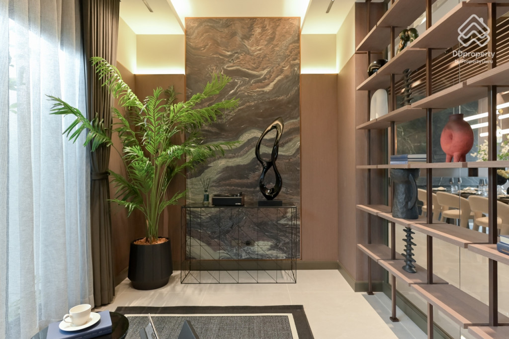 Bangkok-Boulevard-Tiwanon-Donmueang-LUCENT Type_12