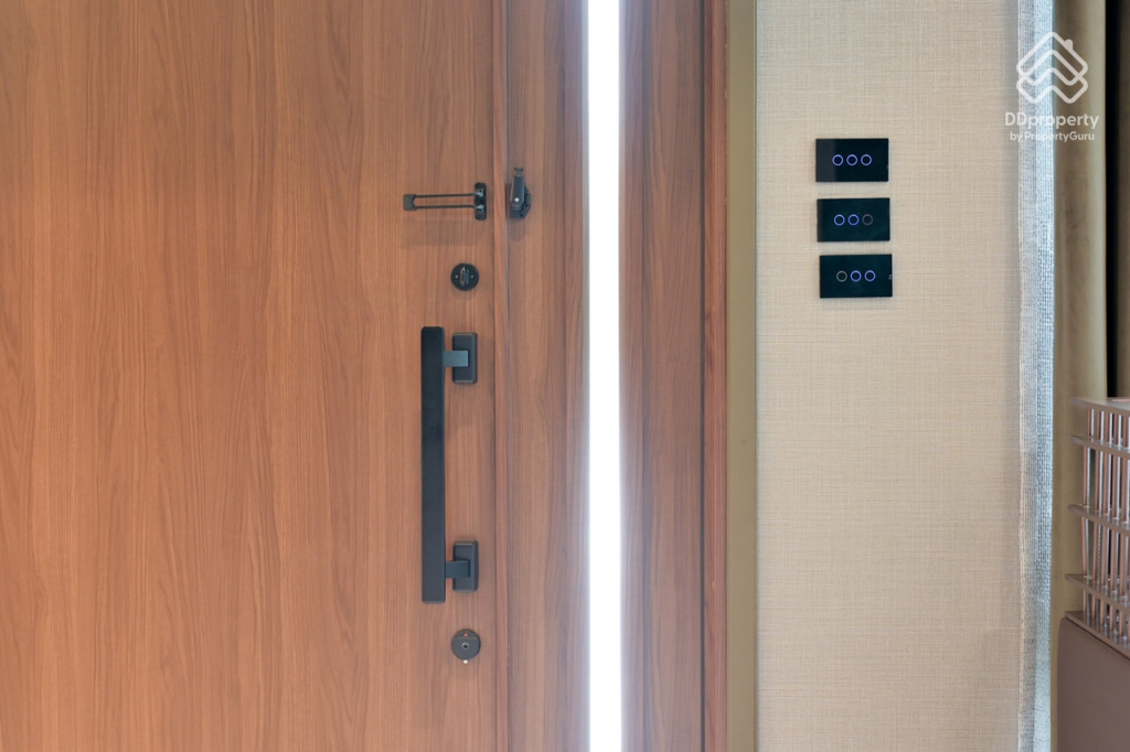 Bangkok-Boulevard-Tiwanon-Donmueang-LUCENT Type_6