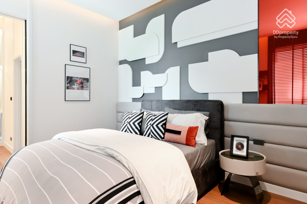 Bangkok-Boulevard-Ngamwongwan-Review Zenith Type_37