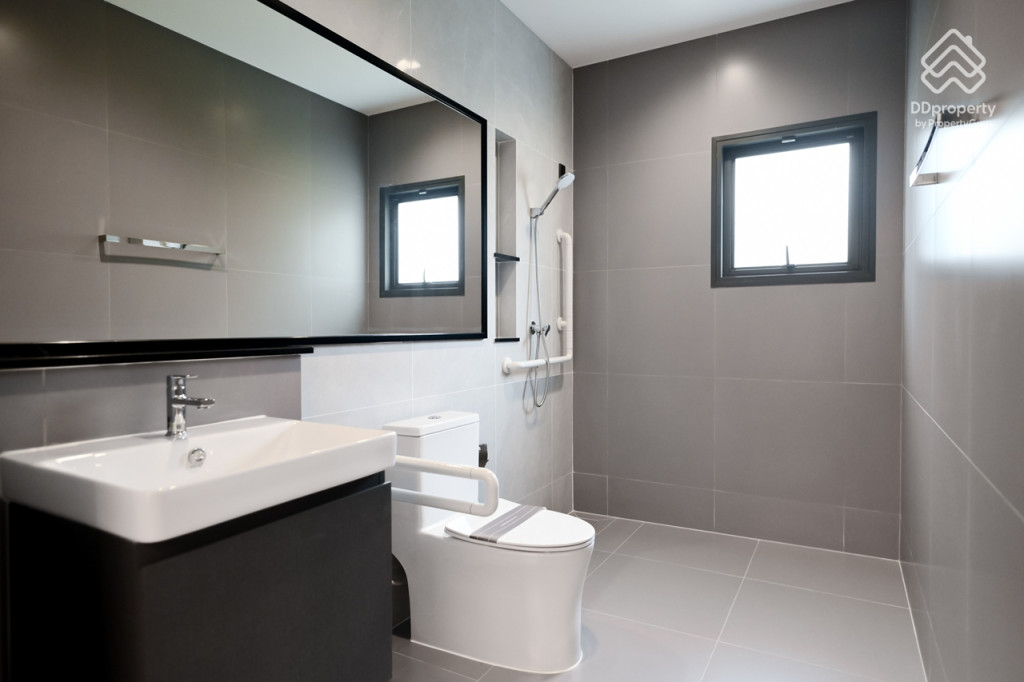 Bangkok-boulevard-Vibhavadi-Phaholyothin-2-Celestia Type_15