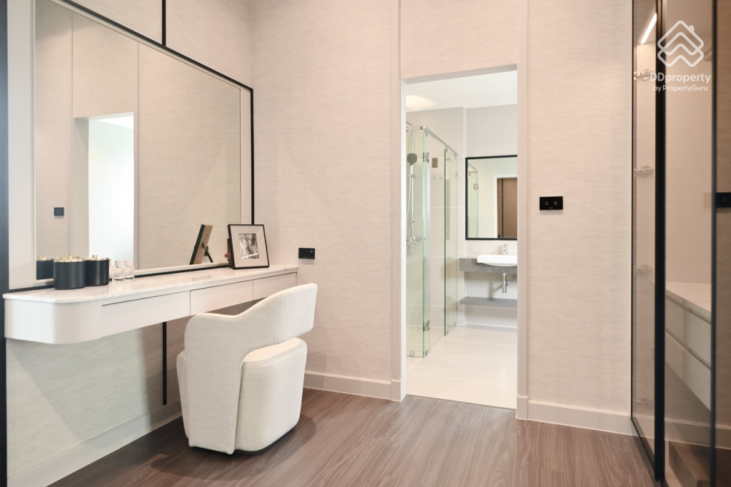 Bangkok-boulevard-Vibhavadi-Phaholyothin-2-Celestia Type_40