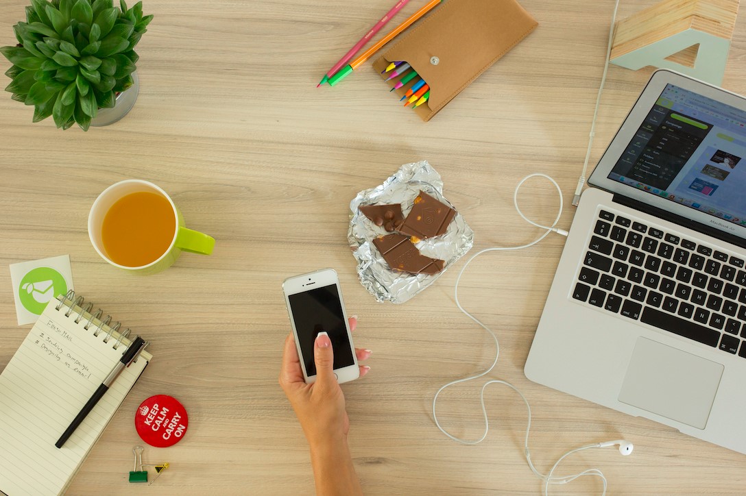 Working From Home: 5 tips to improve your diet and help you be more productive
