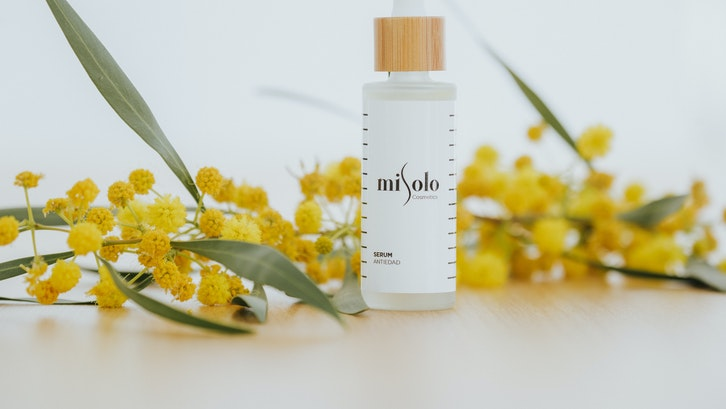 Tampilan skin care natural dapat menjadi peluang usaha baru. (Foto: Misolo Cosmetic/Pexels)