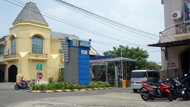 Cerita Gerbang Perumahan Bikin Tantri Serius Punya Rumah Sendiri