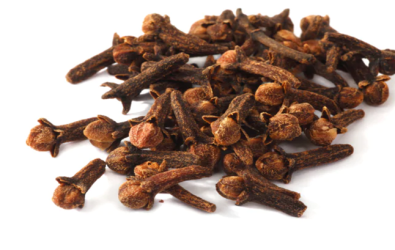 1. manfaat cengkeh