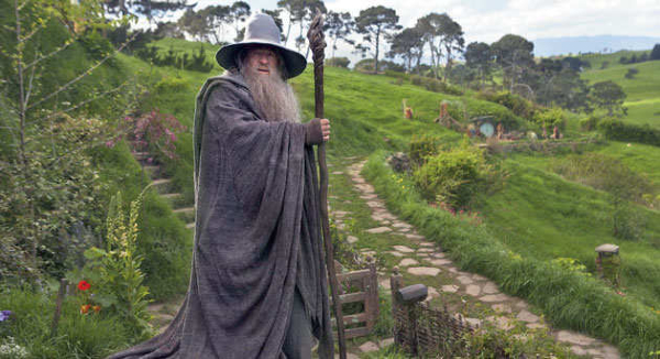 Where does Harry Potter live, Harry Potter’s house, Where is Winterfell, Famous houses