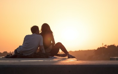 unsplash-couple sunset background
