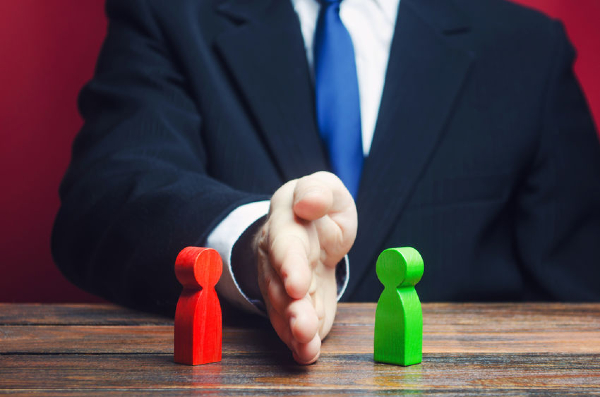 orang bujang, privasi, tinggal bersama mentua, bersama keluarga, rumah kecil, rumah sederhana, kajian sentimen pengguna propertyguru