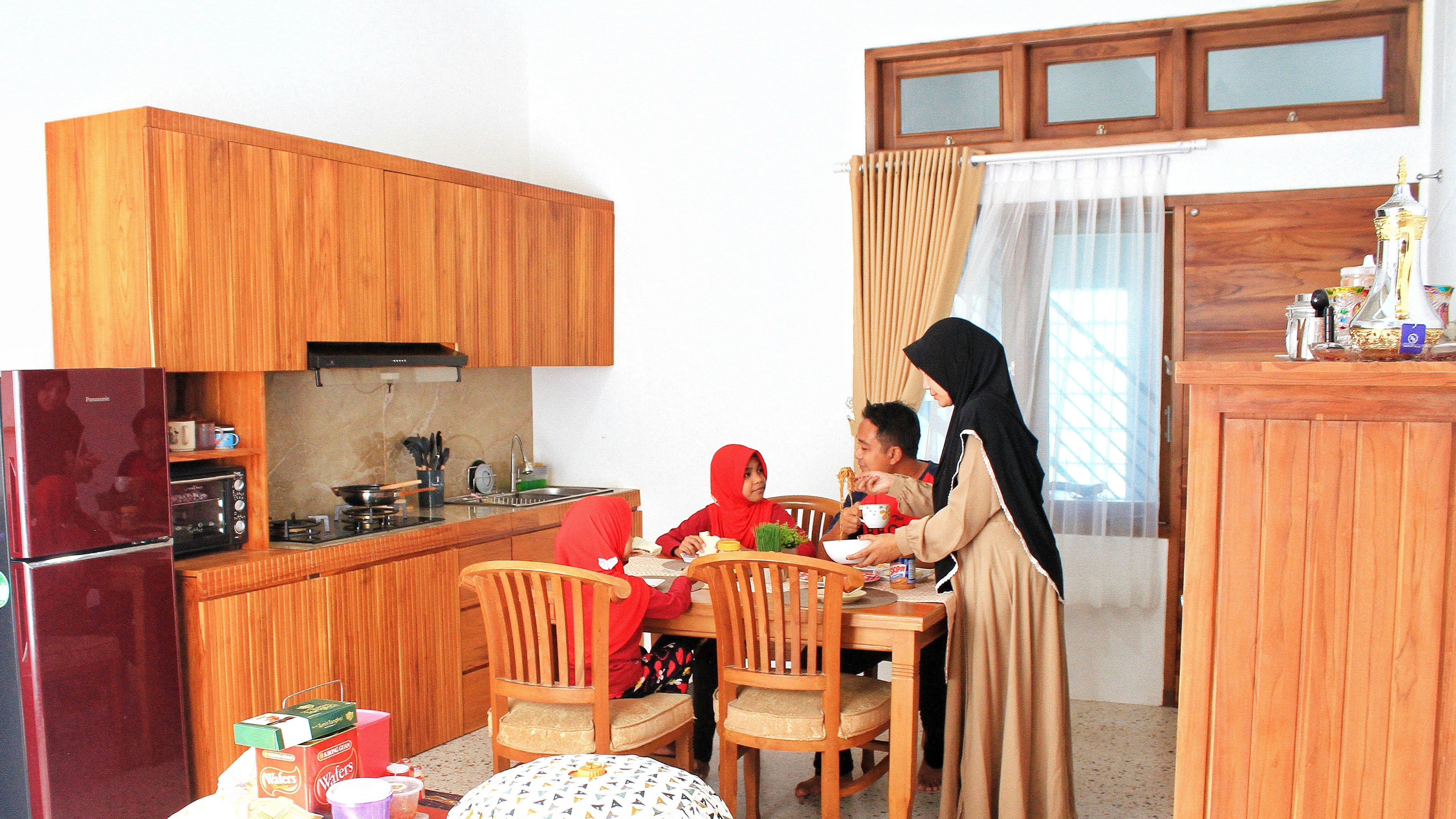 Cerita Rumah Dian dan Aris: Bahagia Rumah Dua Putri Sudah Berdiri